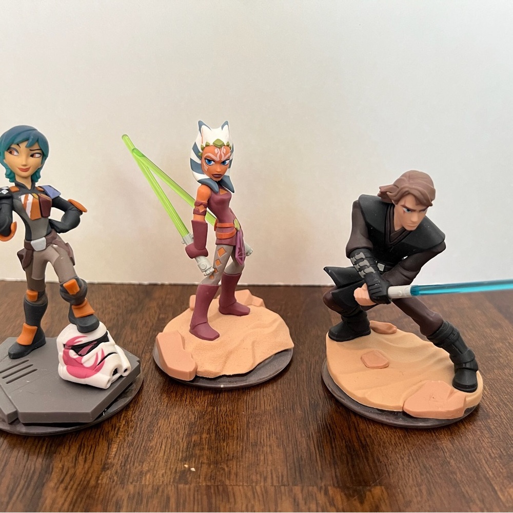 Star Wars Disney Infinity Action Figures with Lightsabers
